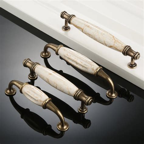 kitchen cabinet handles knobs